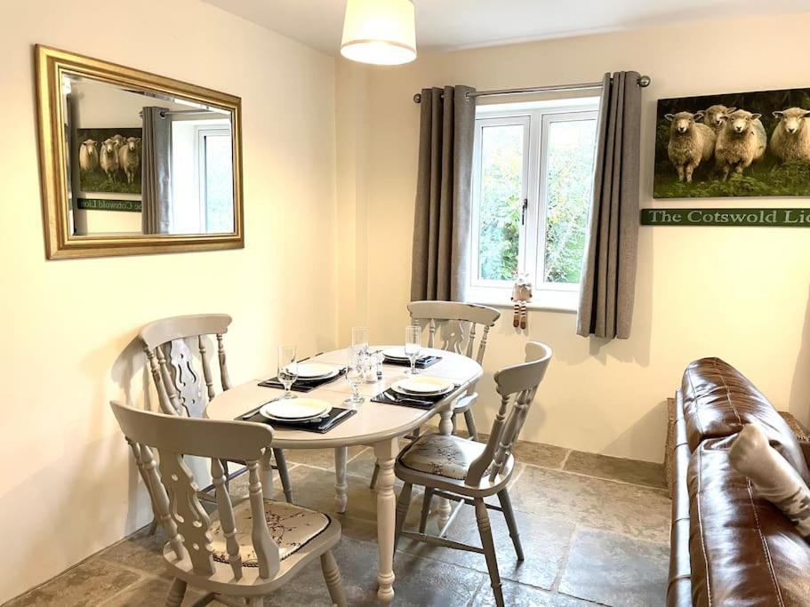 Lion Cottage, Broadway 布罗德韦 外观 照片